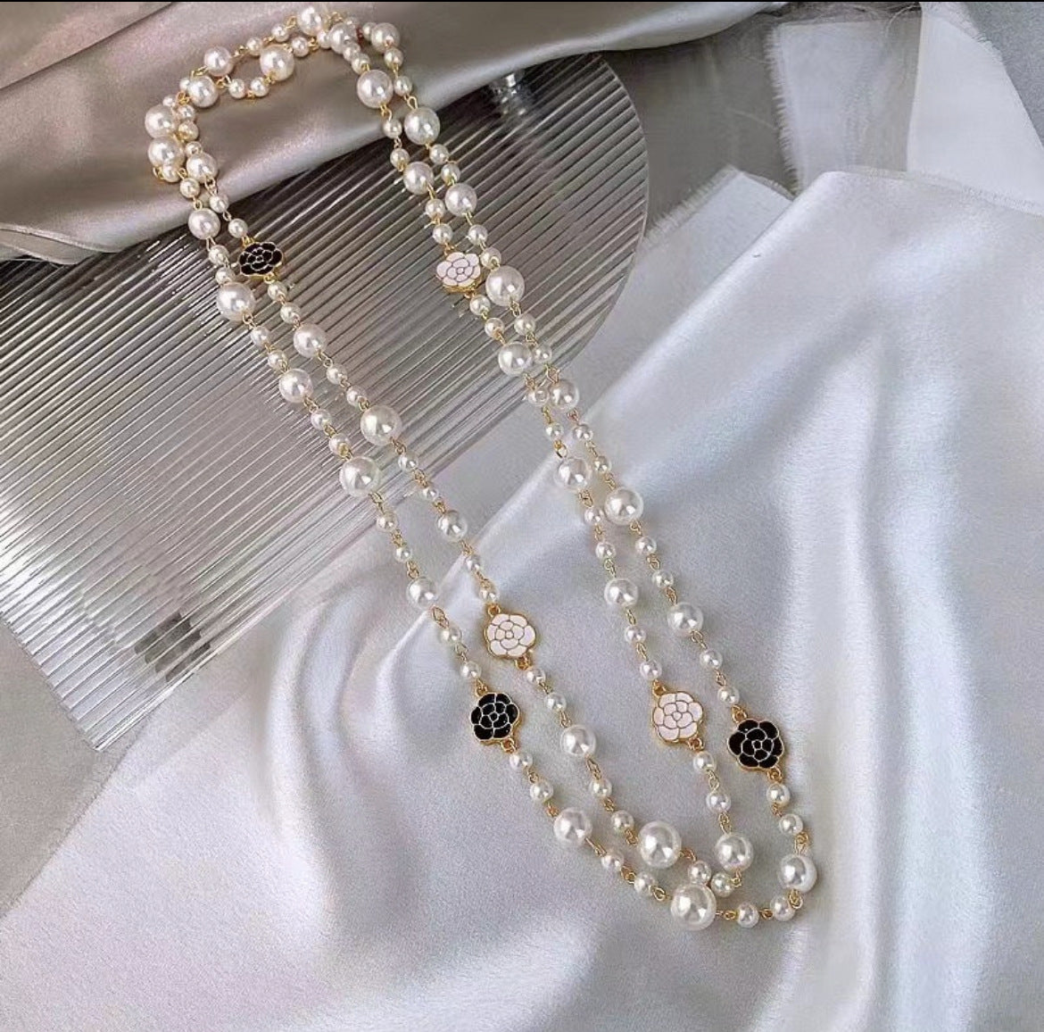 Long Light Luxury High-grade Sweater Chain Necklaces