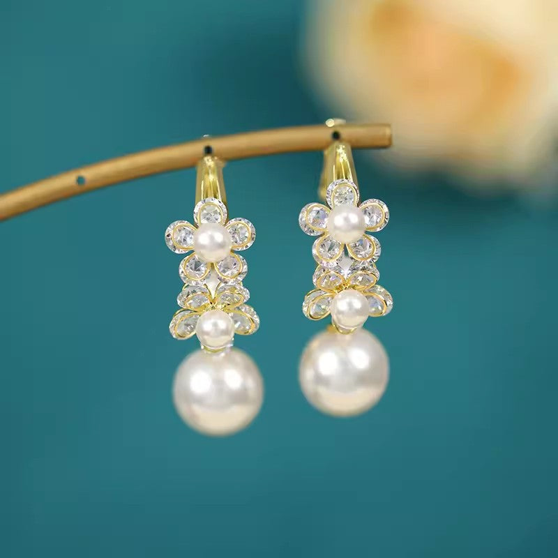 Zircon Flower Large Pearl Multiple Ways Rings