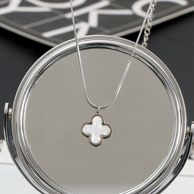 Women's For Clavicle Chain Accessories Trendy Design Sense Necklaces