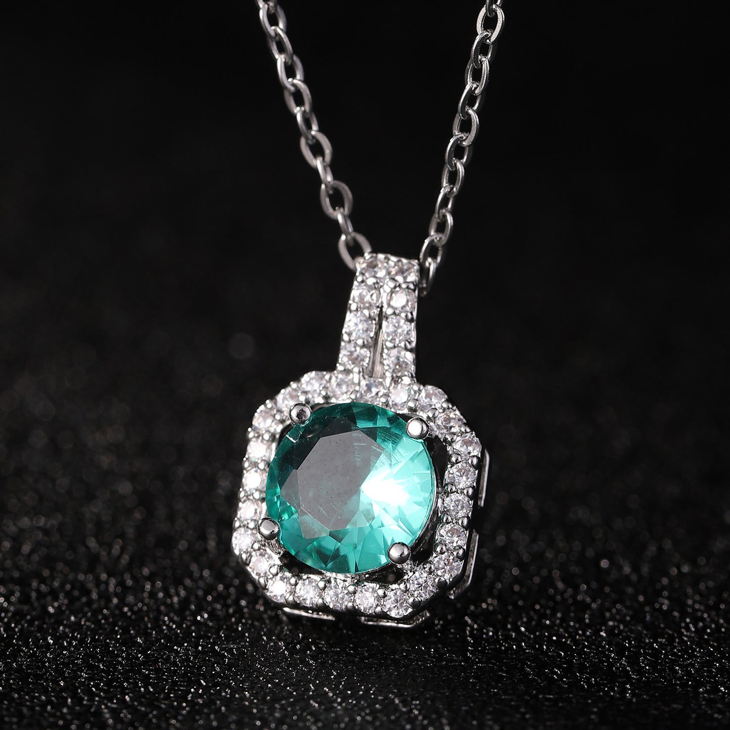 Female High-grade Full Diamond Light Luxury Necklaces