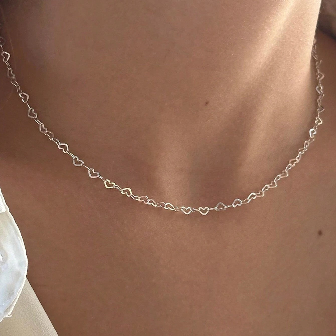 Women's Popular Simple Hollow Love Heart For Bracelets