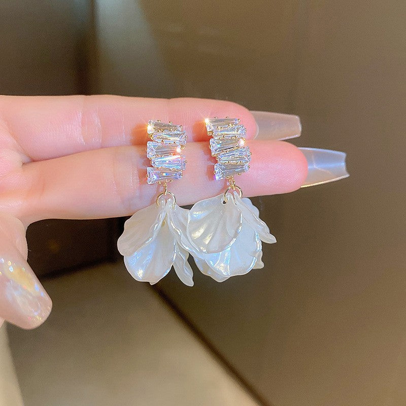 Needle High-grade Pearl Bow Flower Tulip Earrings
