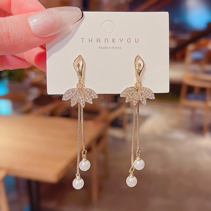 Women's Needle Elegant Long Tassel Thin Effect Earrings