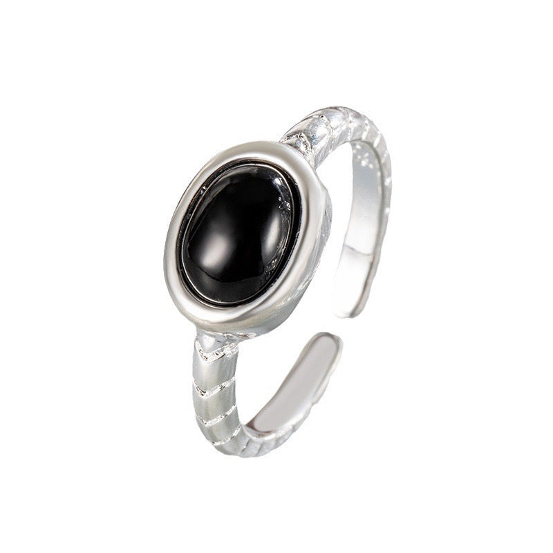 Oval Black Agate White Chalcedony Niche Cool Rings