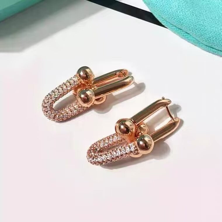 U-shaped Vachette Clasp Micro Inlaid Zircon Earrings