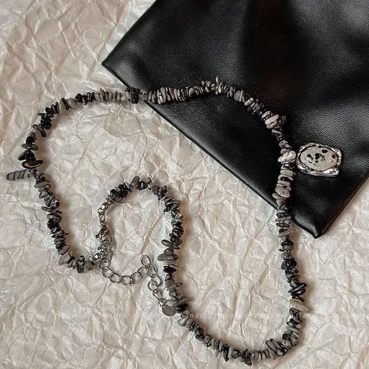 Women's Gravel Light Luxury Minority High-grade Clavicle Chain Necklaces