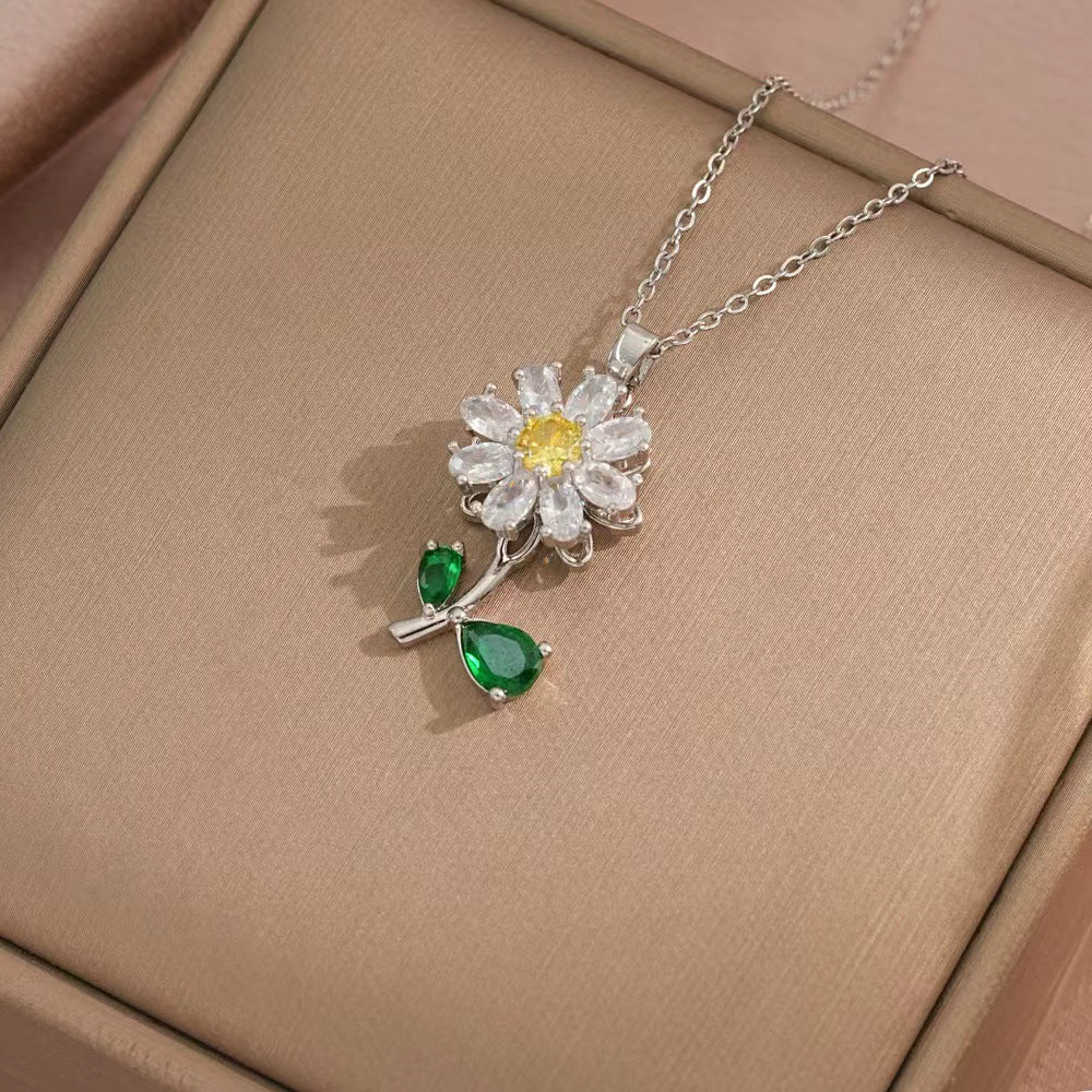 Female Sunflower Diamond Rotatable Suit Clavicle Necklaces