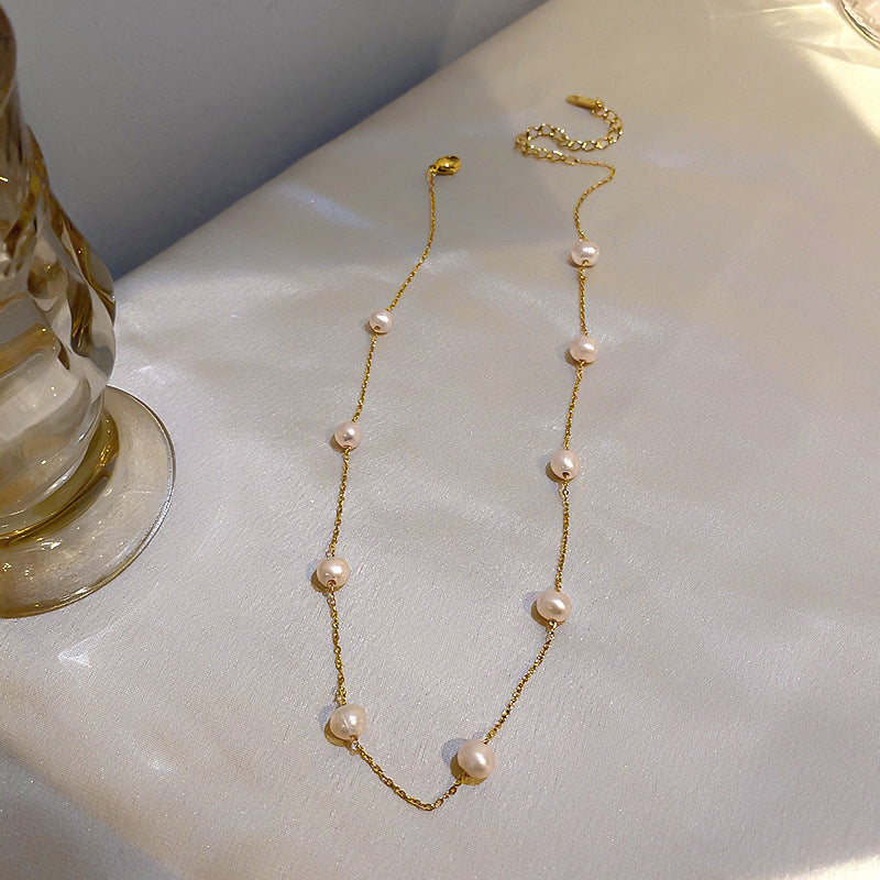 Women's Trendy Freshwater Pearl Clavicle Chain Neck Necklaces