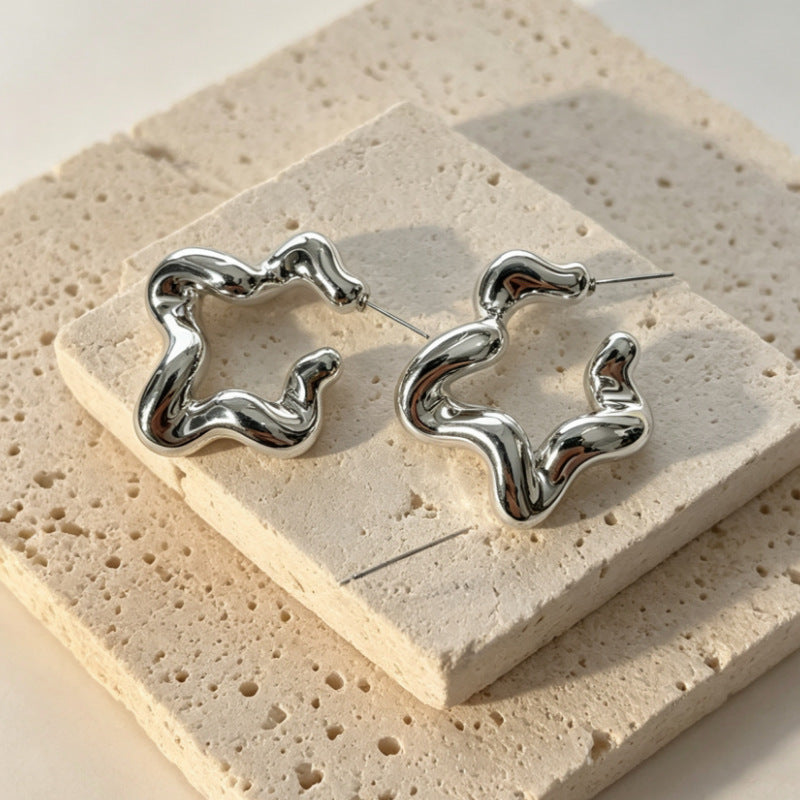 Women's Simple Cold Style Line Wave Affordable Earrings