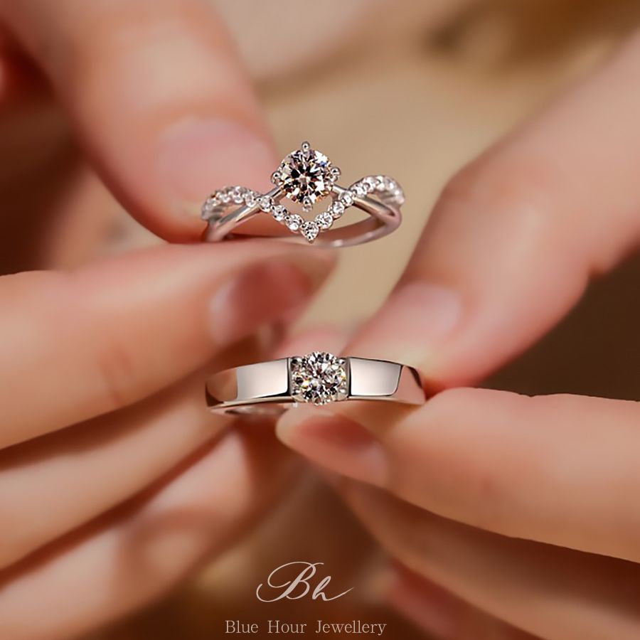 Women's & Men's Coronation For Love Couple Four Claw Karat Zircon Diamond Pair Ring