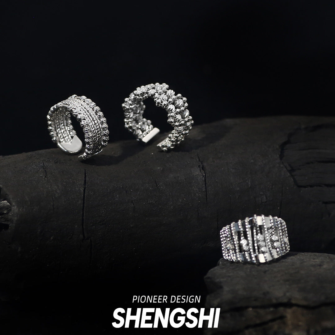 Women's Retention Vacuum Electroplating Hollow Beaded Niche Rings