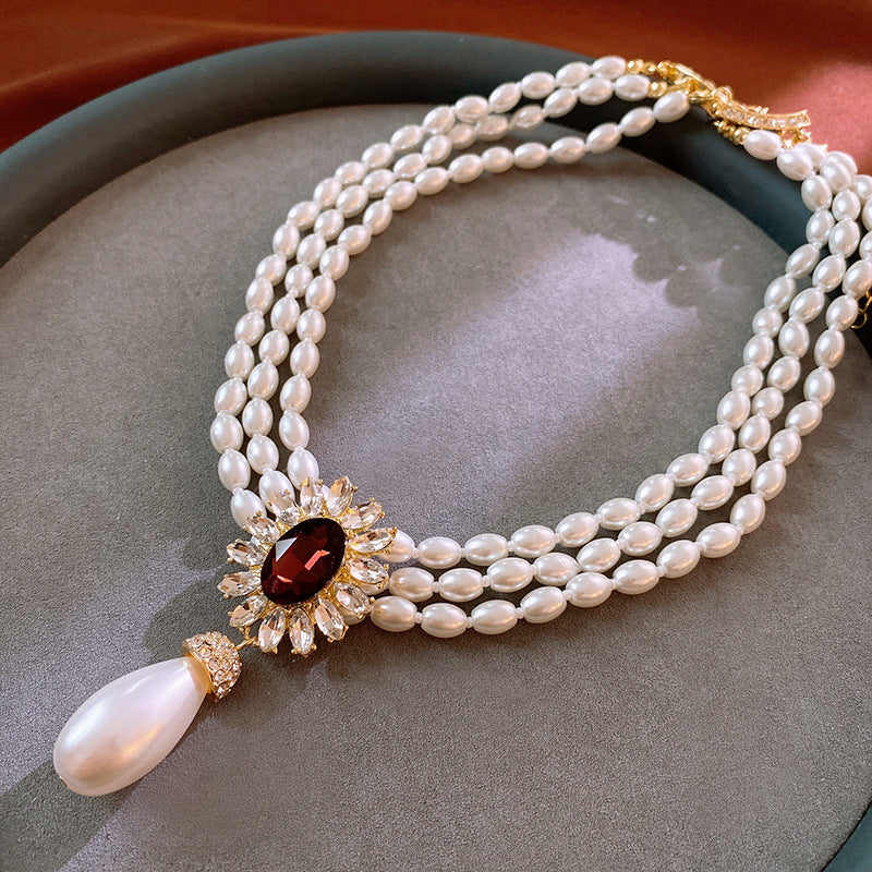 Women's Diamond Artificial Pearl Vintage Court Style Necklaces