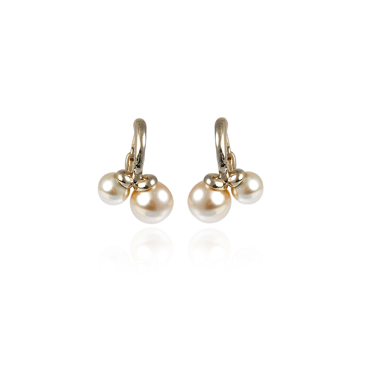 Mousse Pearl Cherry Clip Light Luxury Minority Versatile Ear Buckle