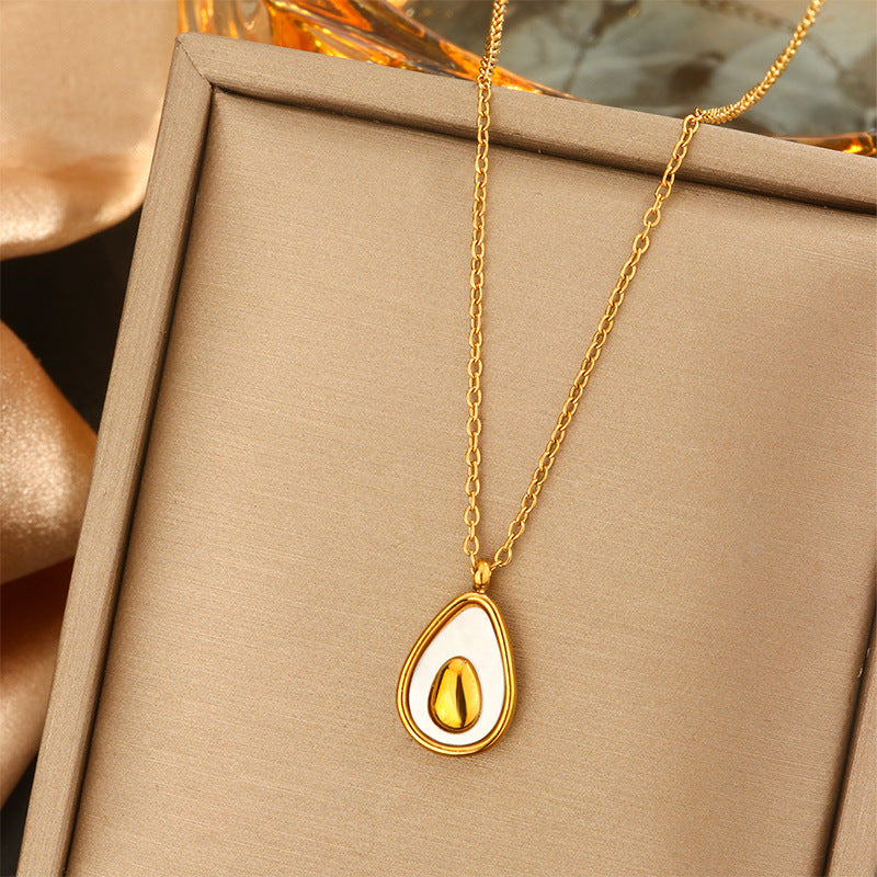 Fresh Titanium Steel Short Pearl High-grade Necklaces