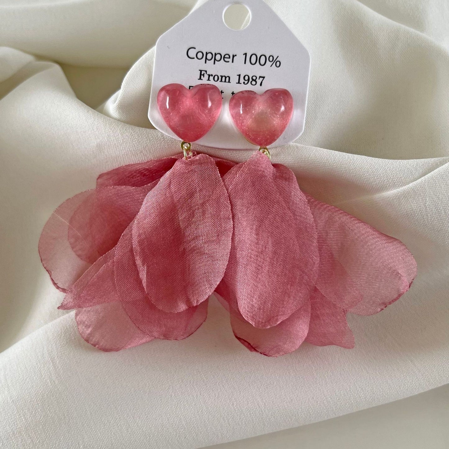Women's Chiffon Flower Pearl High-grade Simple Minority Earrings