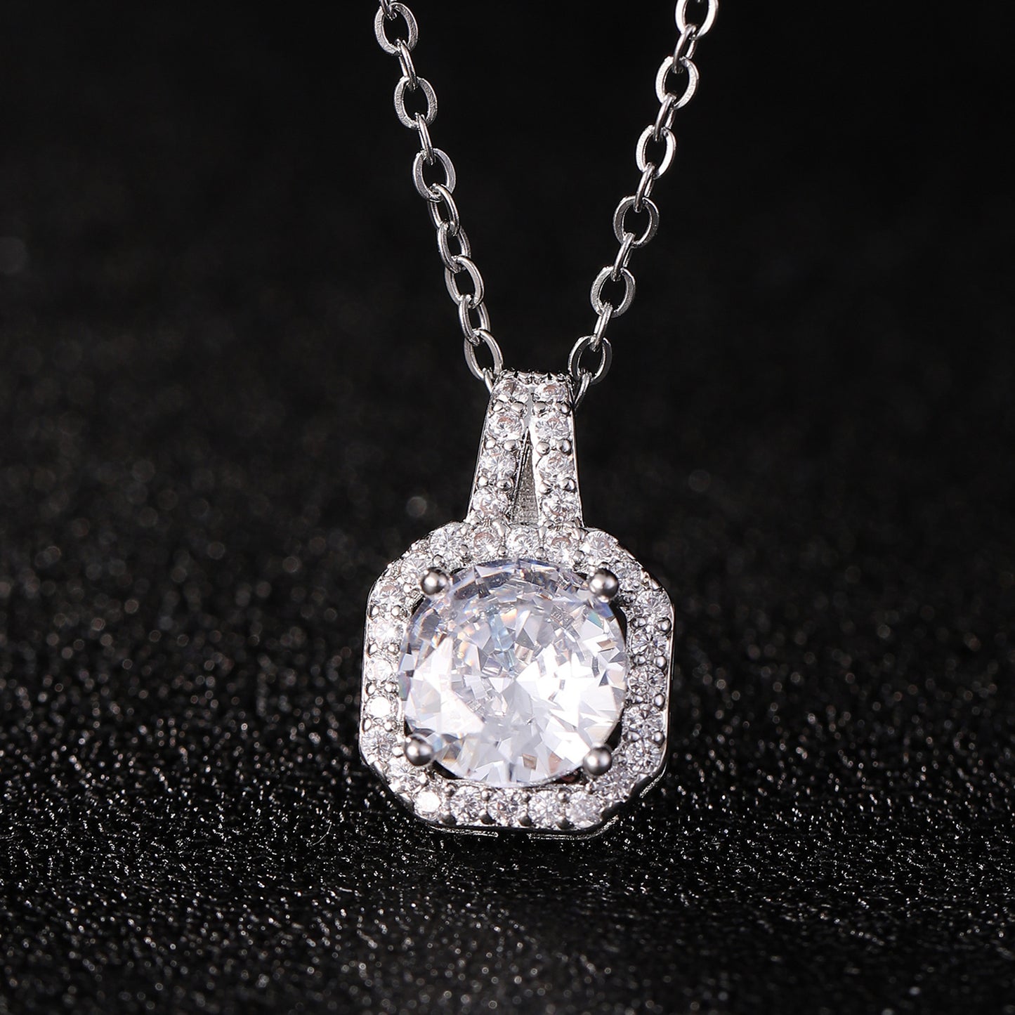 Female High-grade Full Diamond Light Luxury Necklaces