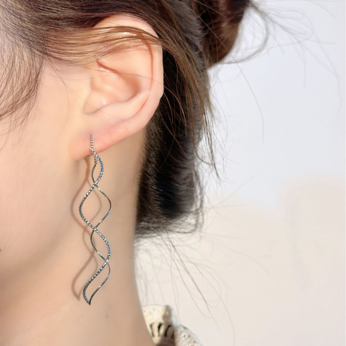 Fairy Wave Tassel Hanging Niche Design Earrings