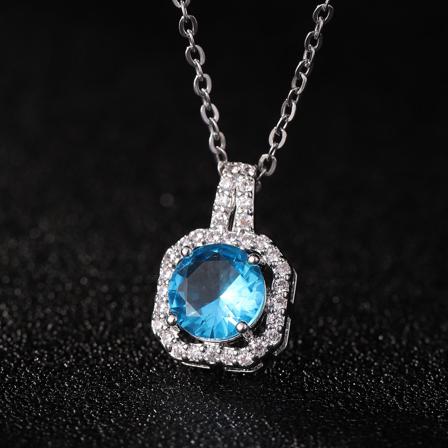 Female High-grade Full Diamond Light Luxury Necklaces
