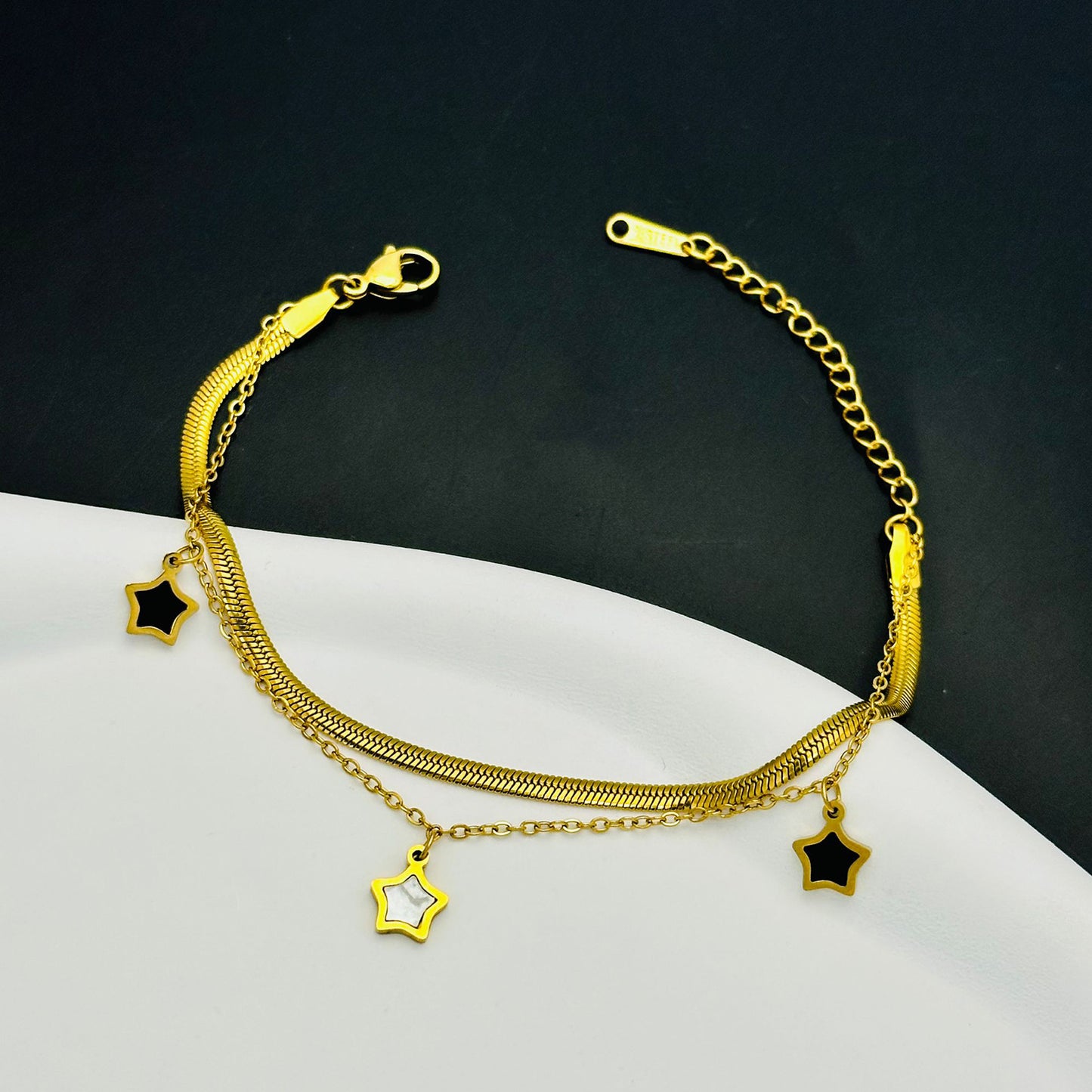 Women's Gold Light Luxury Design Simple Korean Necklaces