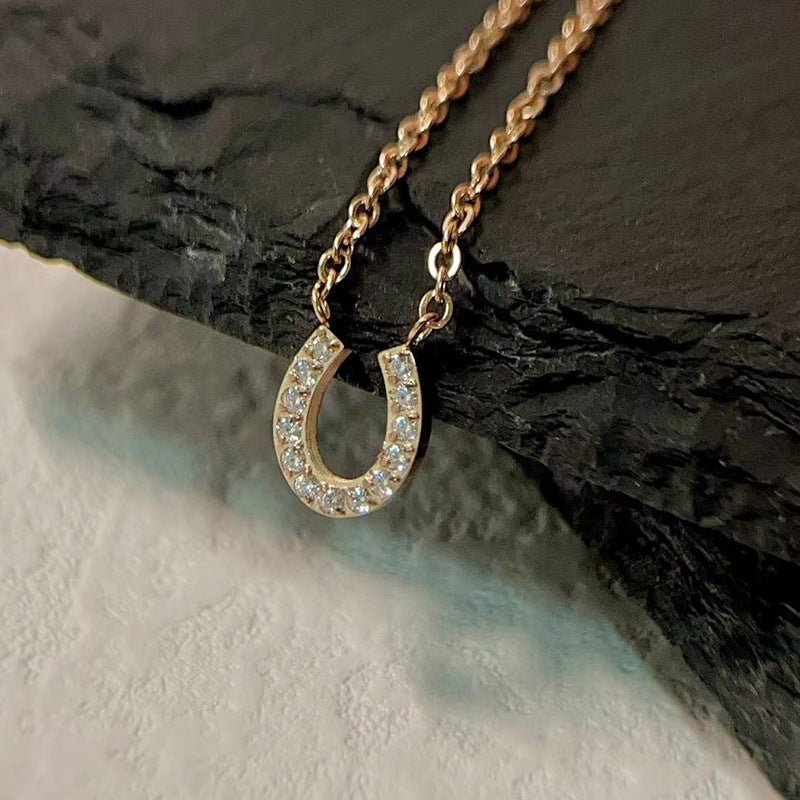 Horseshoe U-shaped Female Titanium Steel Clavicle Chain Not Easy To Necklace