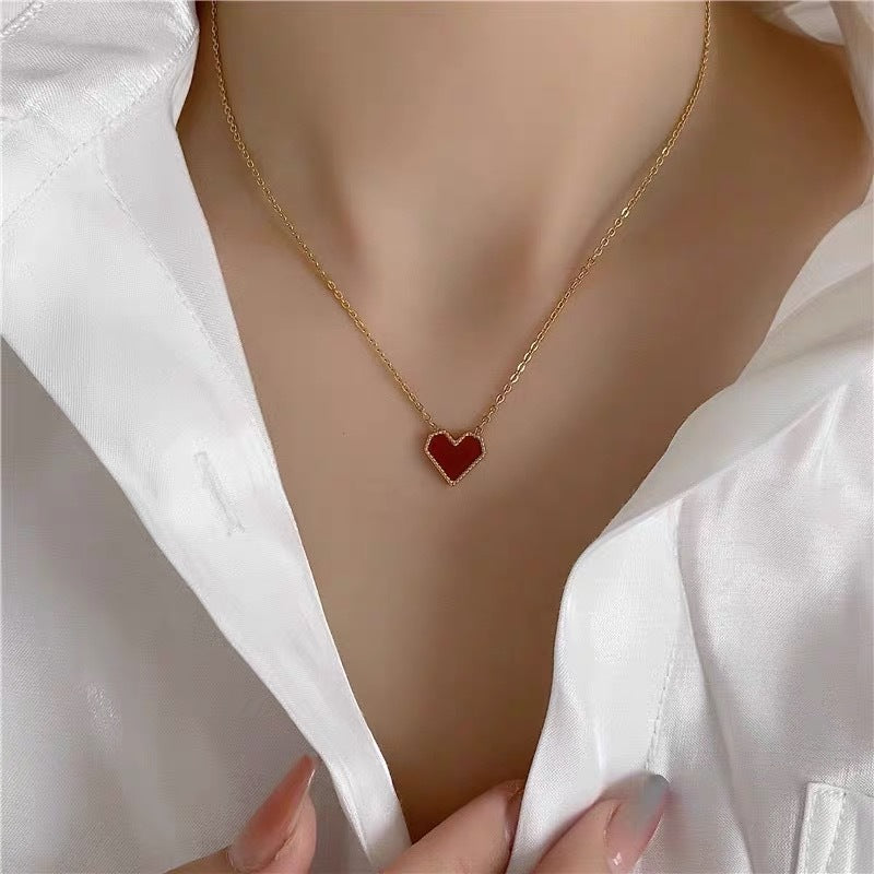Women's Exquisite Red Fritillary Heart-shaped For Sweet Necklace