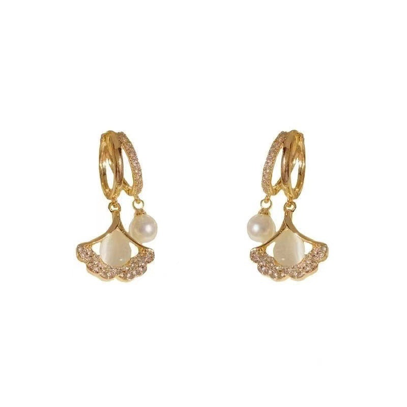 Leaf Water Zircon Ear Buckle Fashionable Earrings