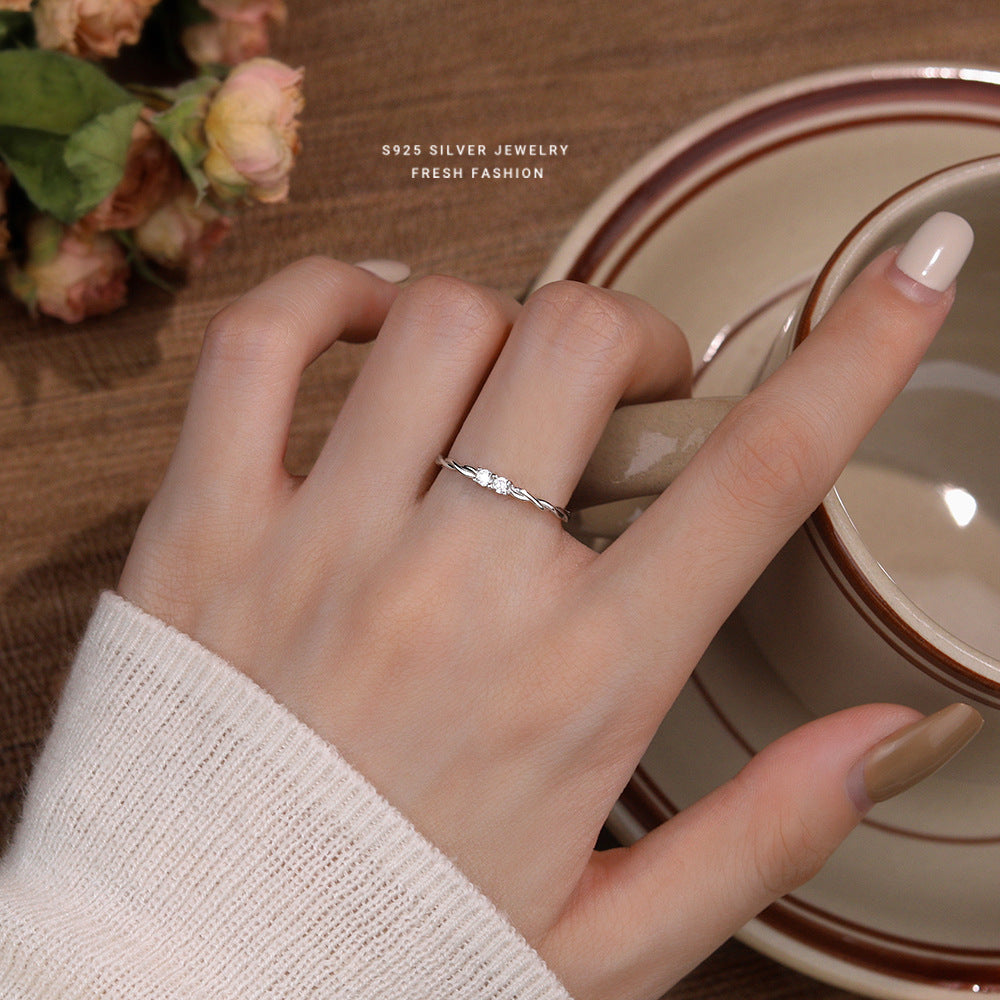 Cold Wind Niche Design Twist Zircon Light Luxury Simplicity Ring