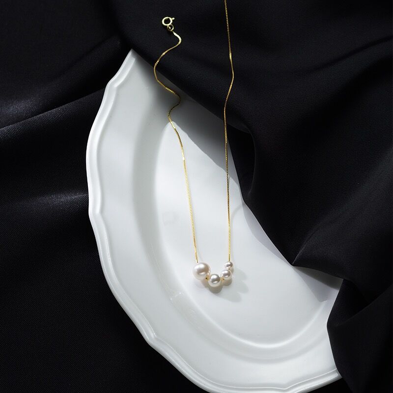 Women's Pearl Light Luxury Minority Design High-grade Necklaces