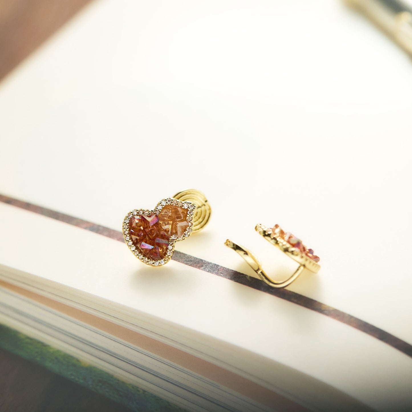 Gold Magic Color Ear Light Luxury Zircon Earrings
