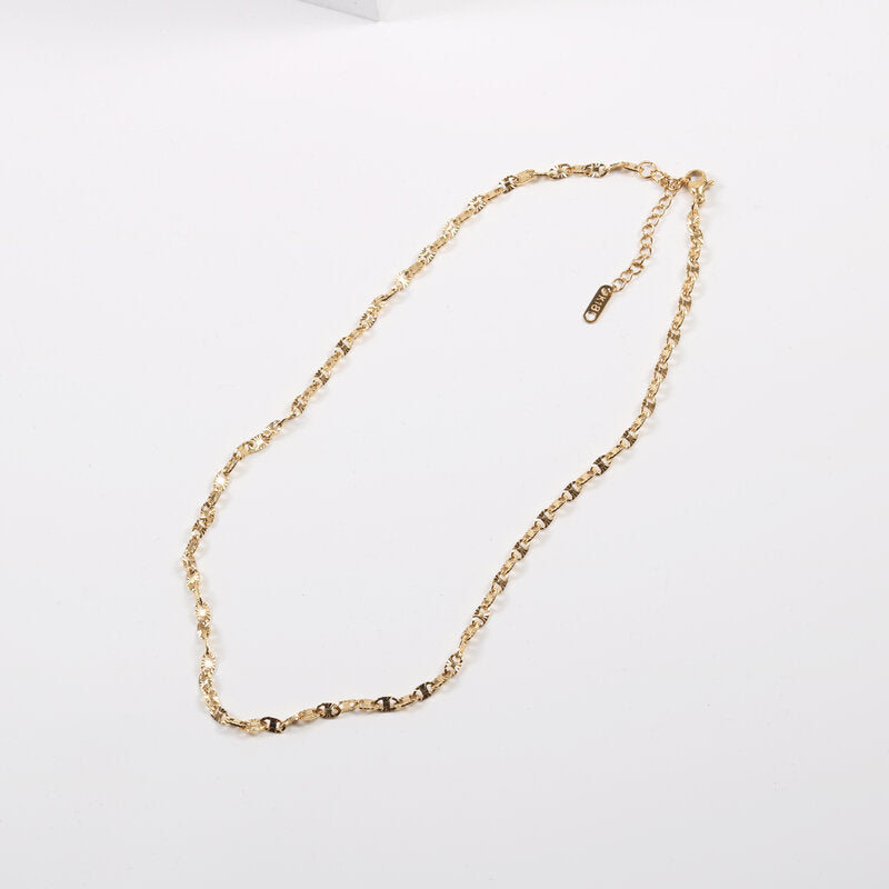 Lace Pattern Titanium Steel Gold Plating Necklaces