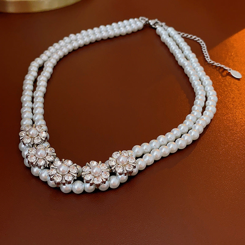 Women's Diamond Artificial Pearl Vintage Court Style Necklaces