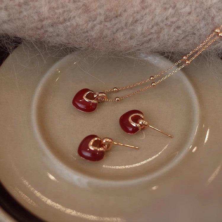 Temperament High Sense Light Luxury Minority Necklaces