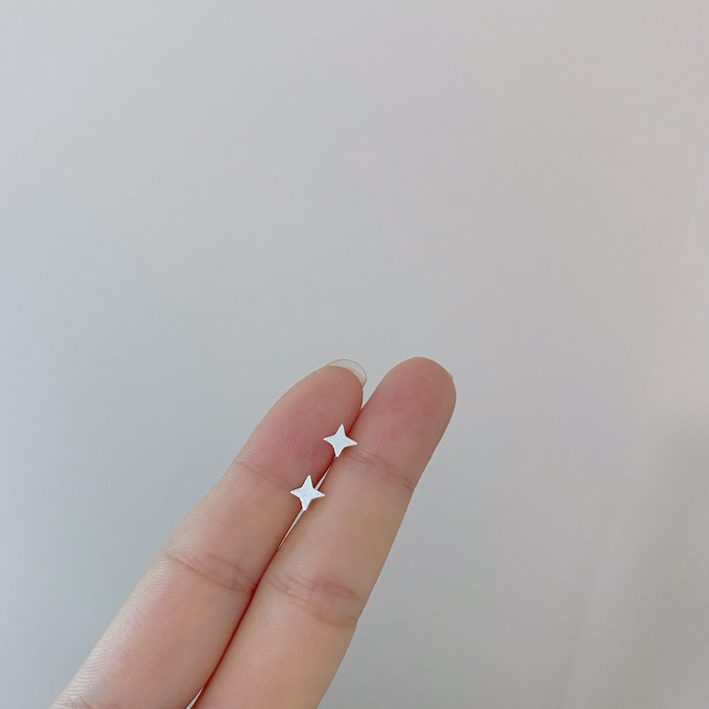 Women's Sense Week Suit Simple Small Exquisite Hollow Earrings