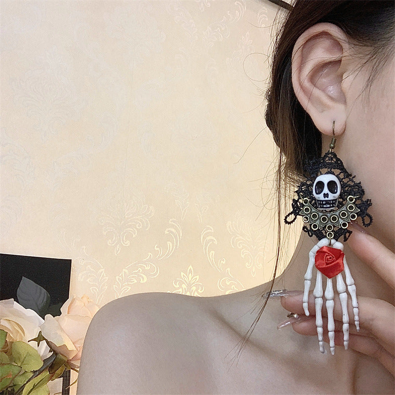 Lace Skull Clutch Dark Neck Accessories Necklaces