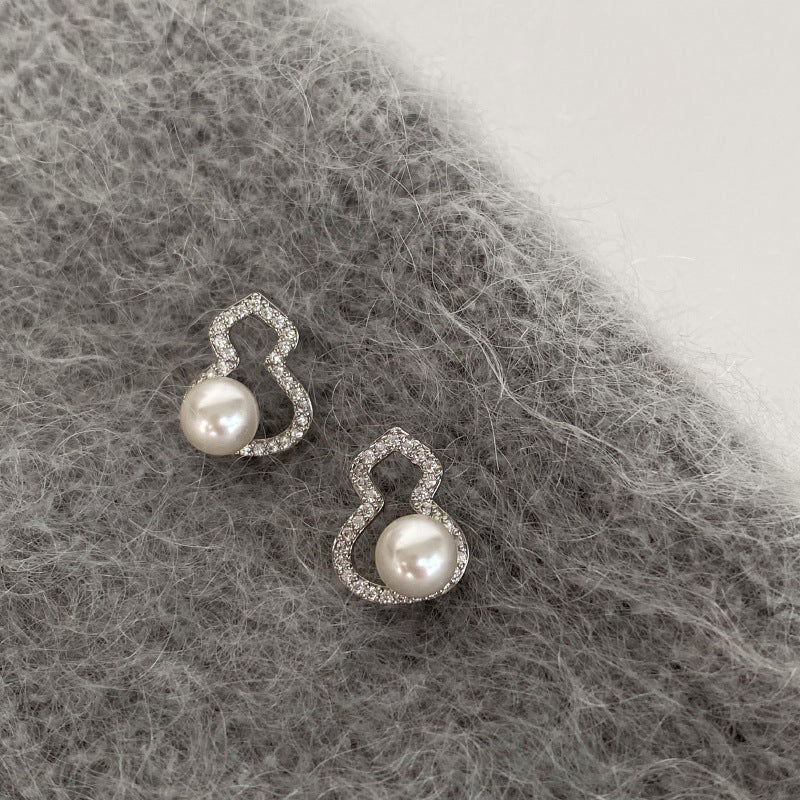 Sier Needle Gourd Coffee Champagne Pearl Old Money Style Chinese Earrings