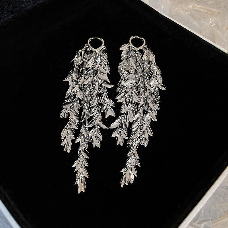 Women's Leaves Sequins Tassel Exaggerated High Sense Affordable Luxury Earrings
