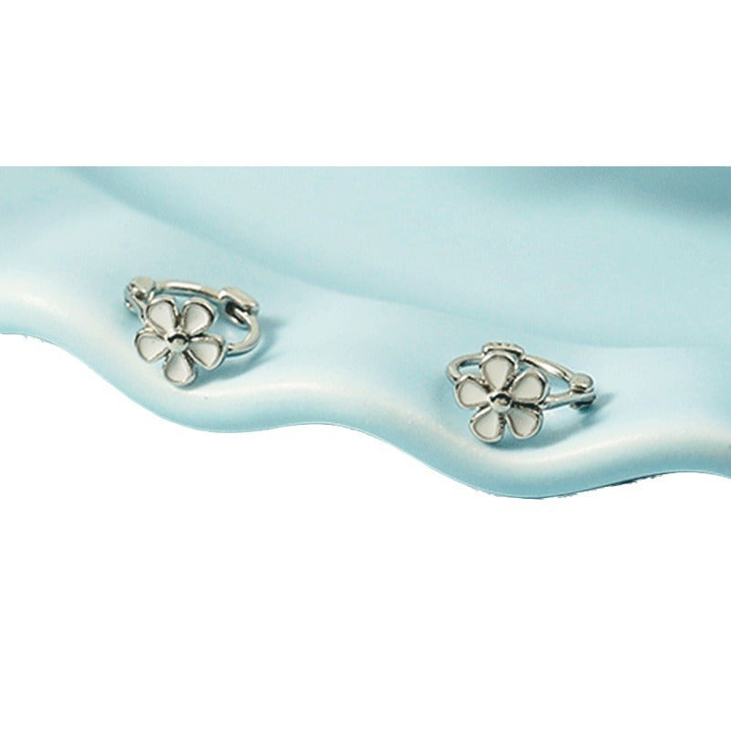 Korean Style Simple Five Petals Epoxy White Flower Clips Rings