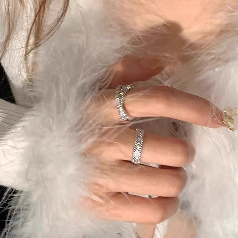 Women's Design Staggered Zircon Metal Open For Rings