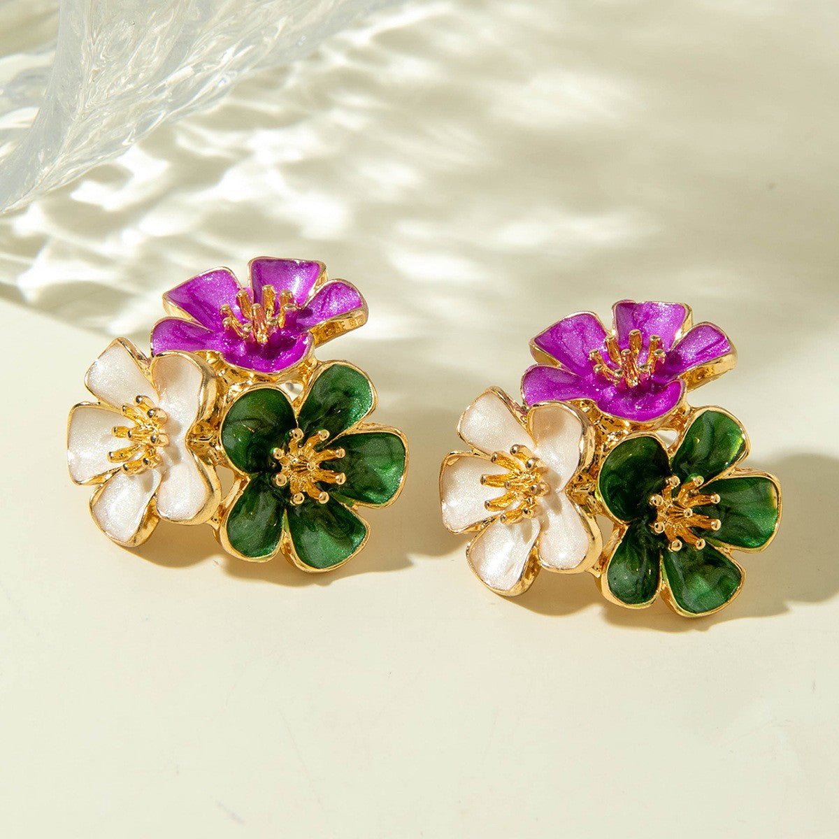 Women's Metal Glaze Flowers Fresh Vacation Style Rings