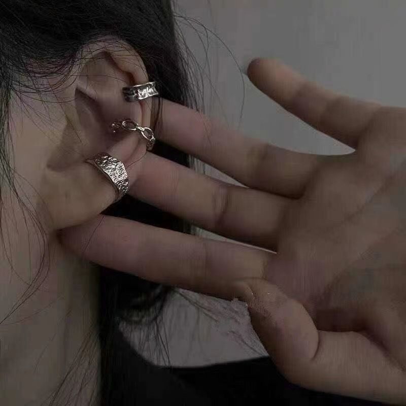 Pearl High-grade Butterfly Ear Clip Fashionable Earrings