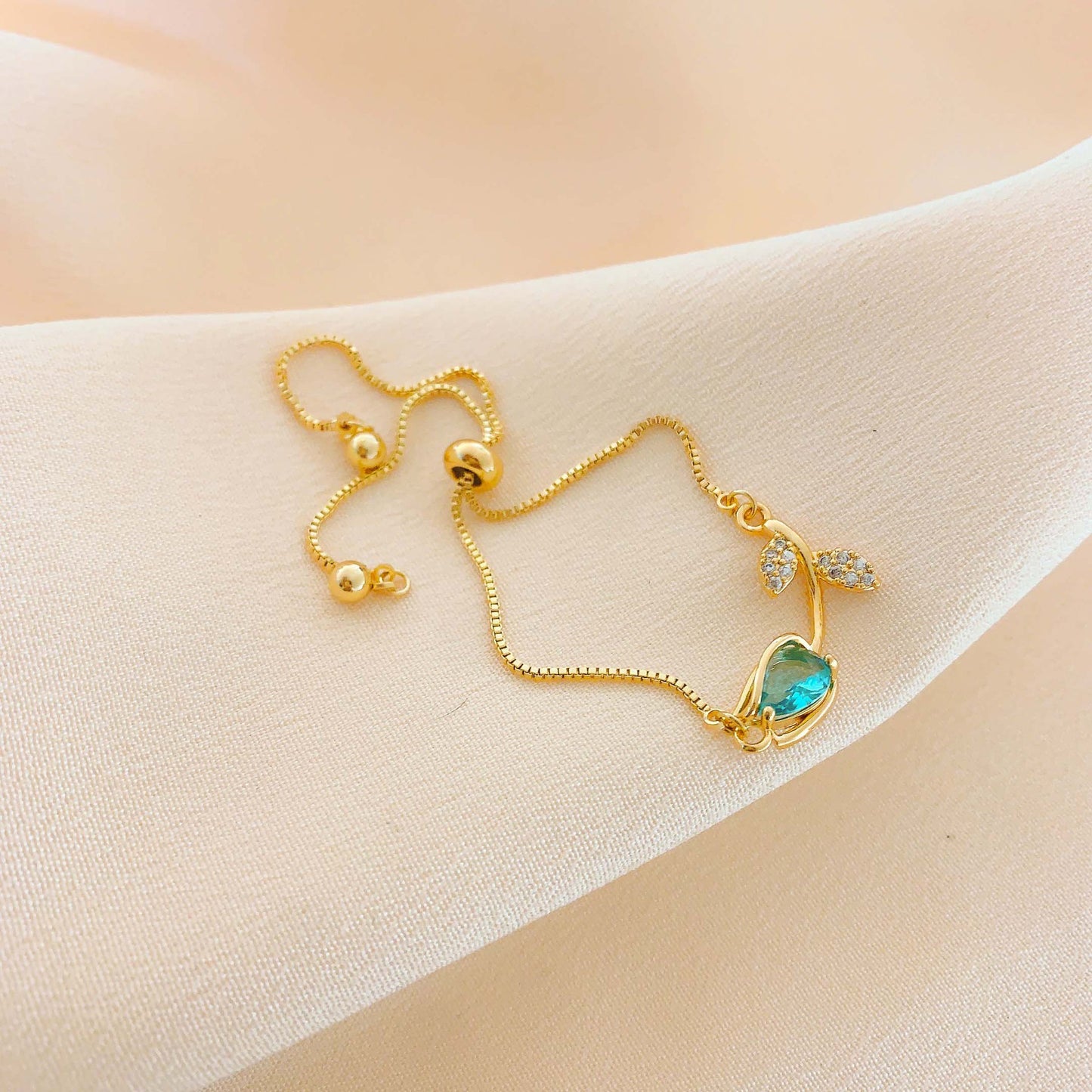 Women's Summer Tulip Flower Titanium Steel Accessories Necklaces