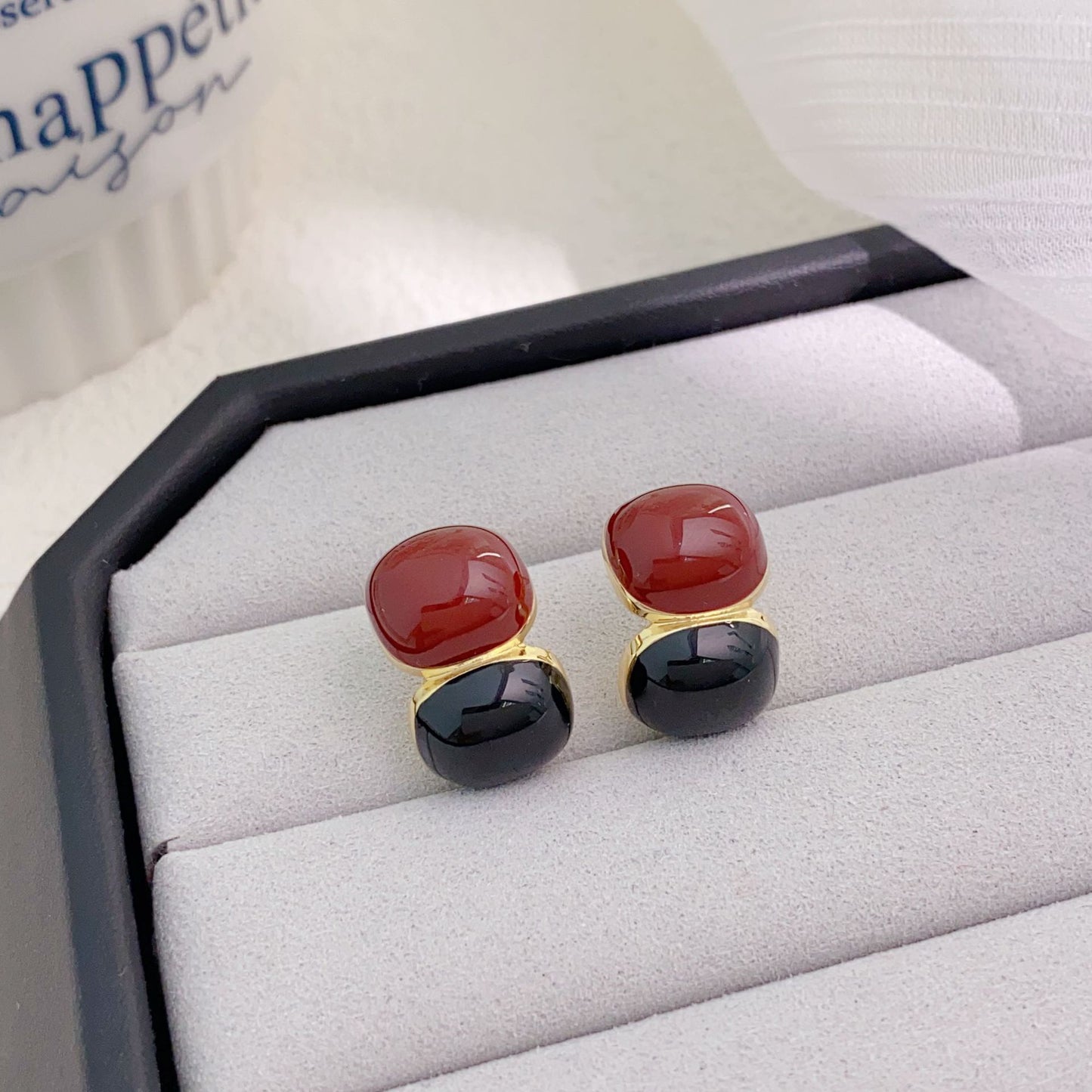 Women's French Retro Red Enamel Drip Glazed Earrings