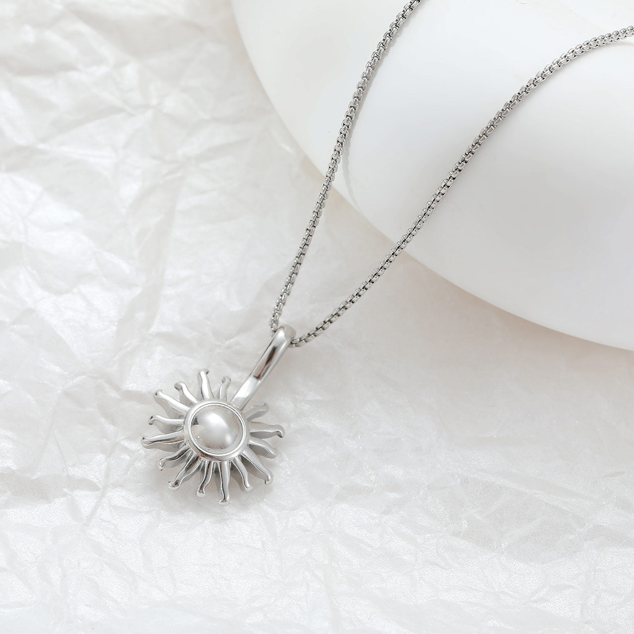 Fashion Sunflower Niche High-grade Stainless Steel Personality Creative Temperament Necklaces