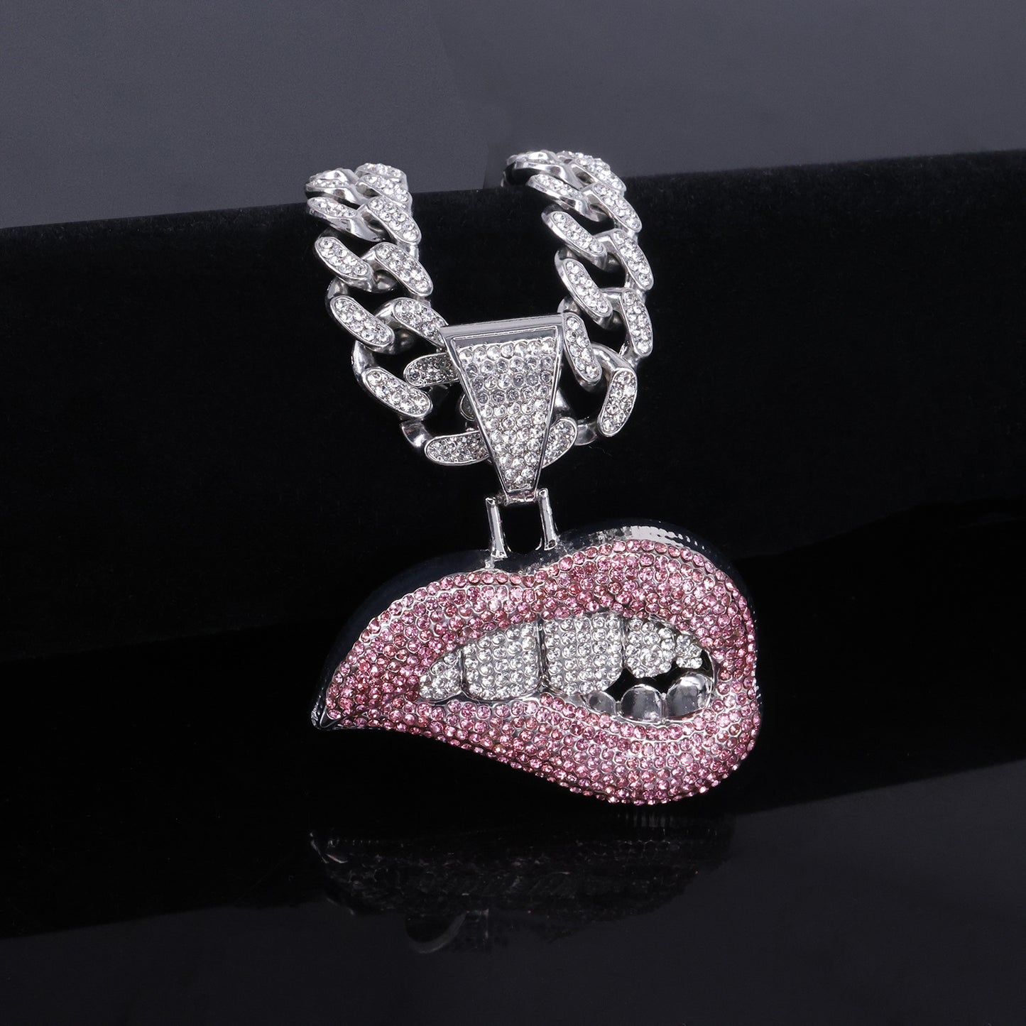 Men's Lips Diamond Single Domineering Cool Exaggerated Pendants