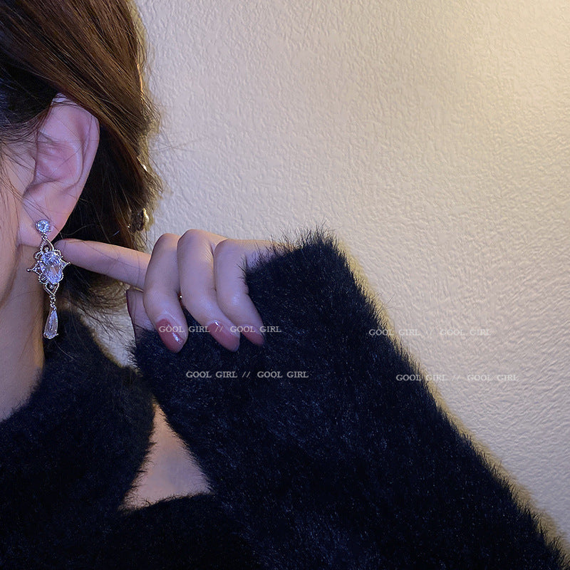 Women's Needle Water Drop Zircon Design Super Earrings