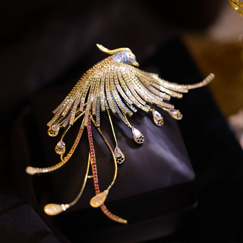 Women's Golden Carp Brooch Exquisite Corsage Luxury Brooches