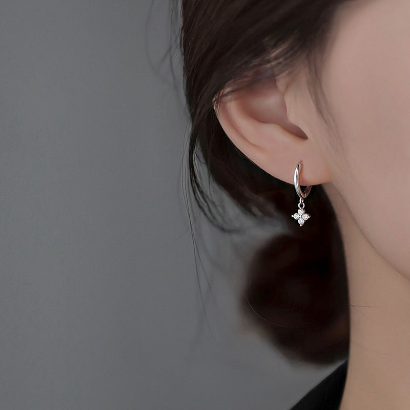 Clover Ear Clip Female Light Luxury Minority Design Fashion Style Earrings