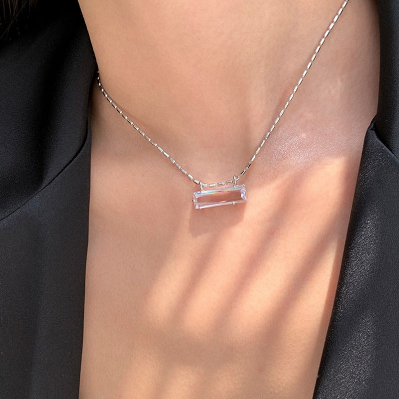 Women's Elegance French Classic Style Clavicle Chain Necklaces