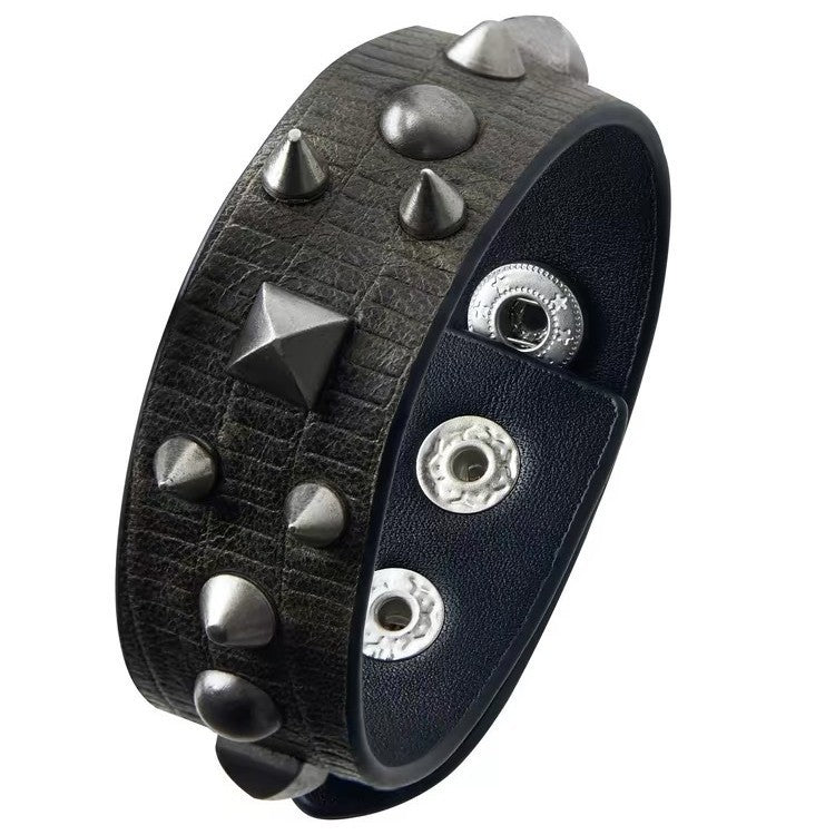Pioneer Visual Rivet Dark Twin Punk Rock Temperament Bracelet
