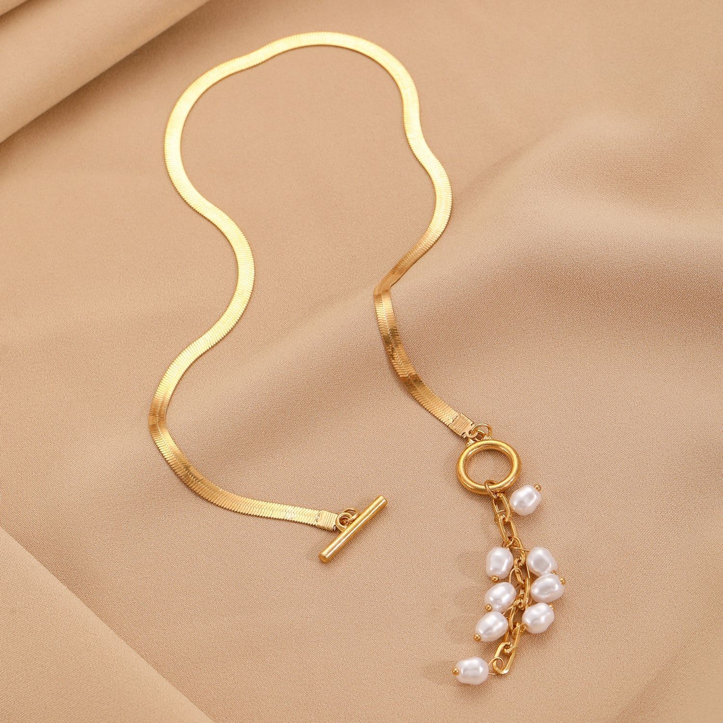 Women's Elegant Imitation Pearl Long Fashion Sweater Chain High Necklaces